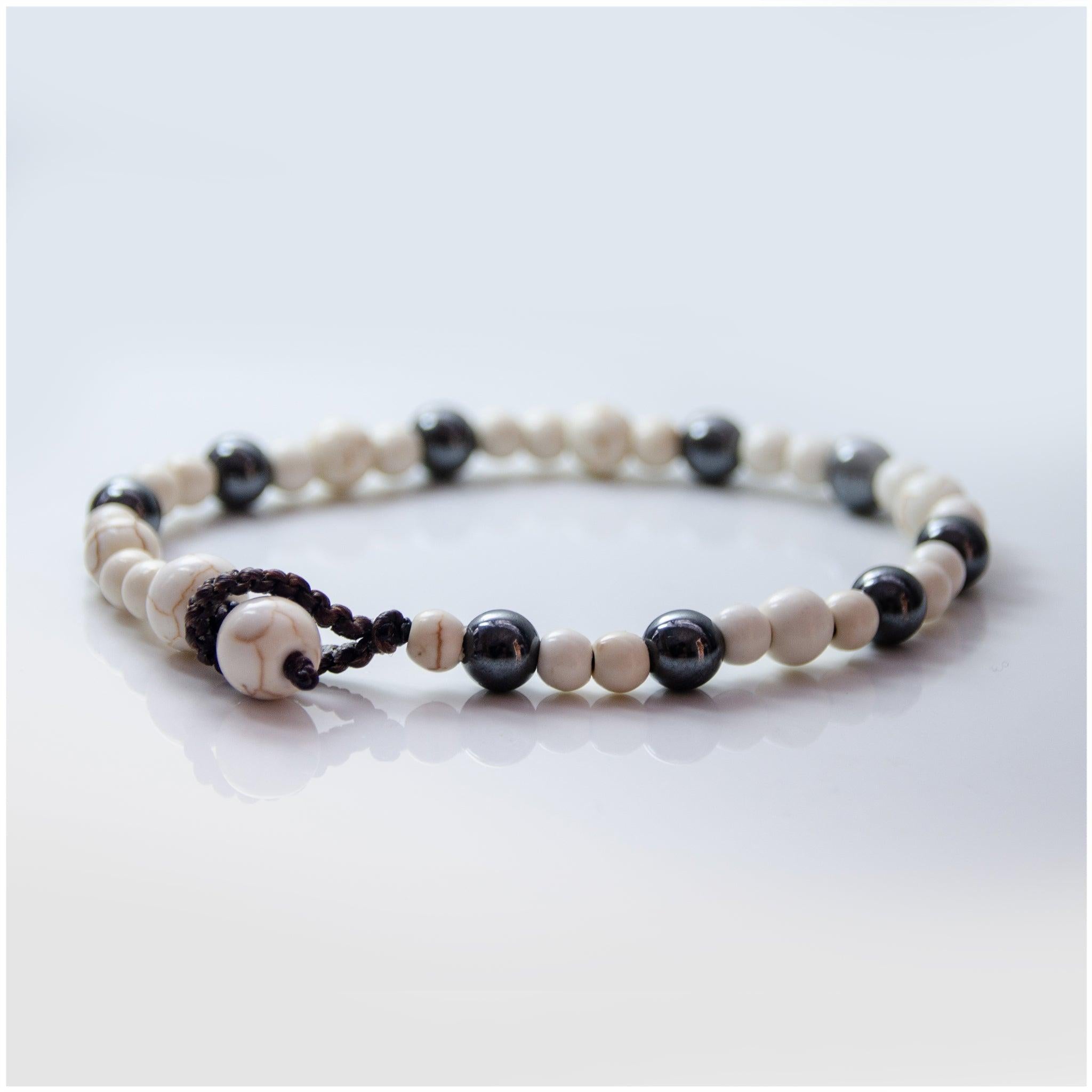 BB001 - Bracelet Beaded With Howlite & Hematite Beads