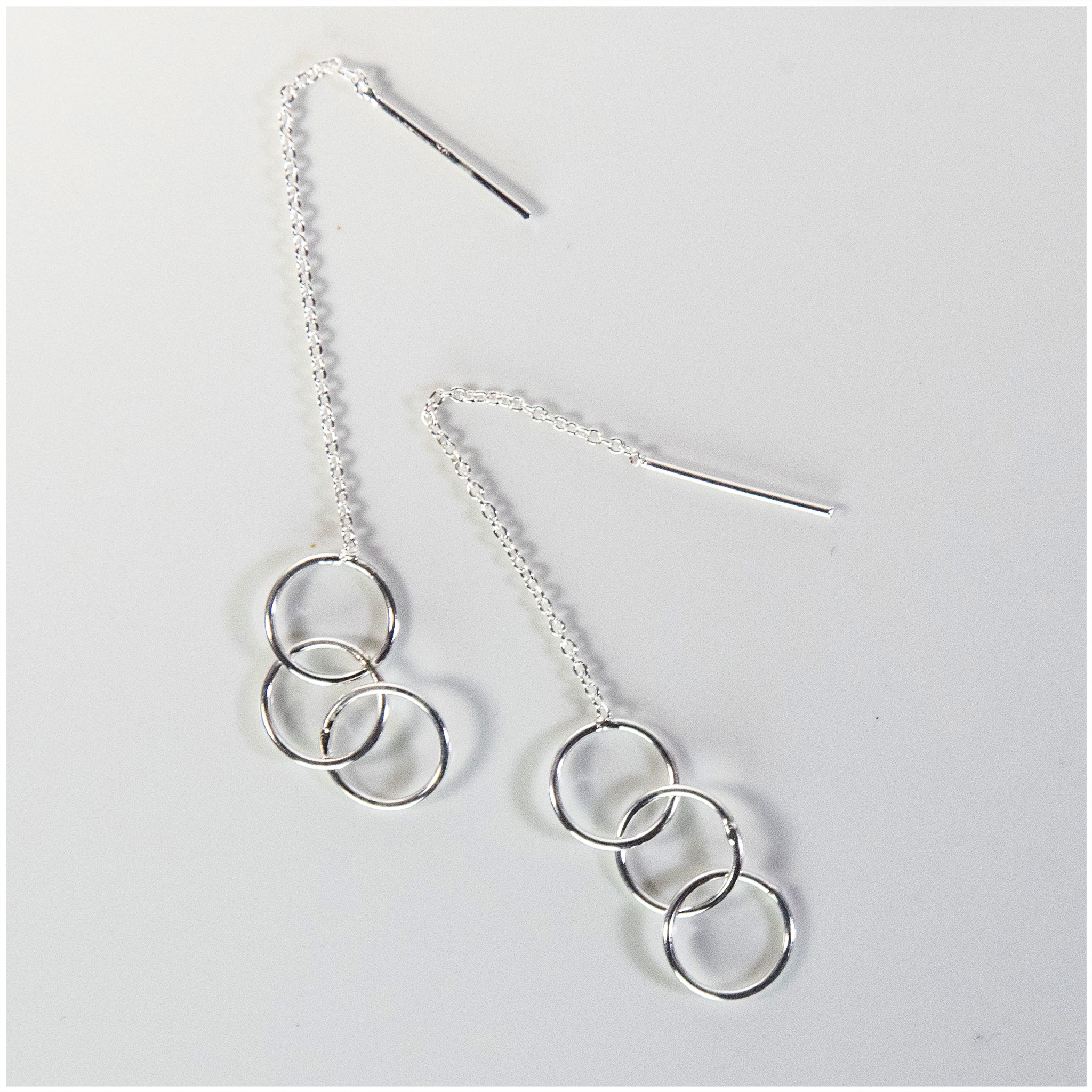 EL096 - Sterling Silver Circle Threader Earrings