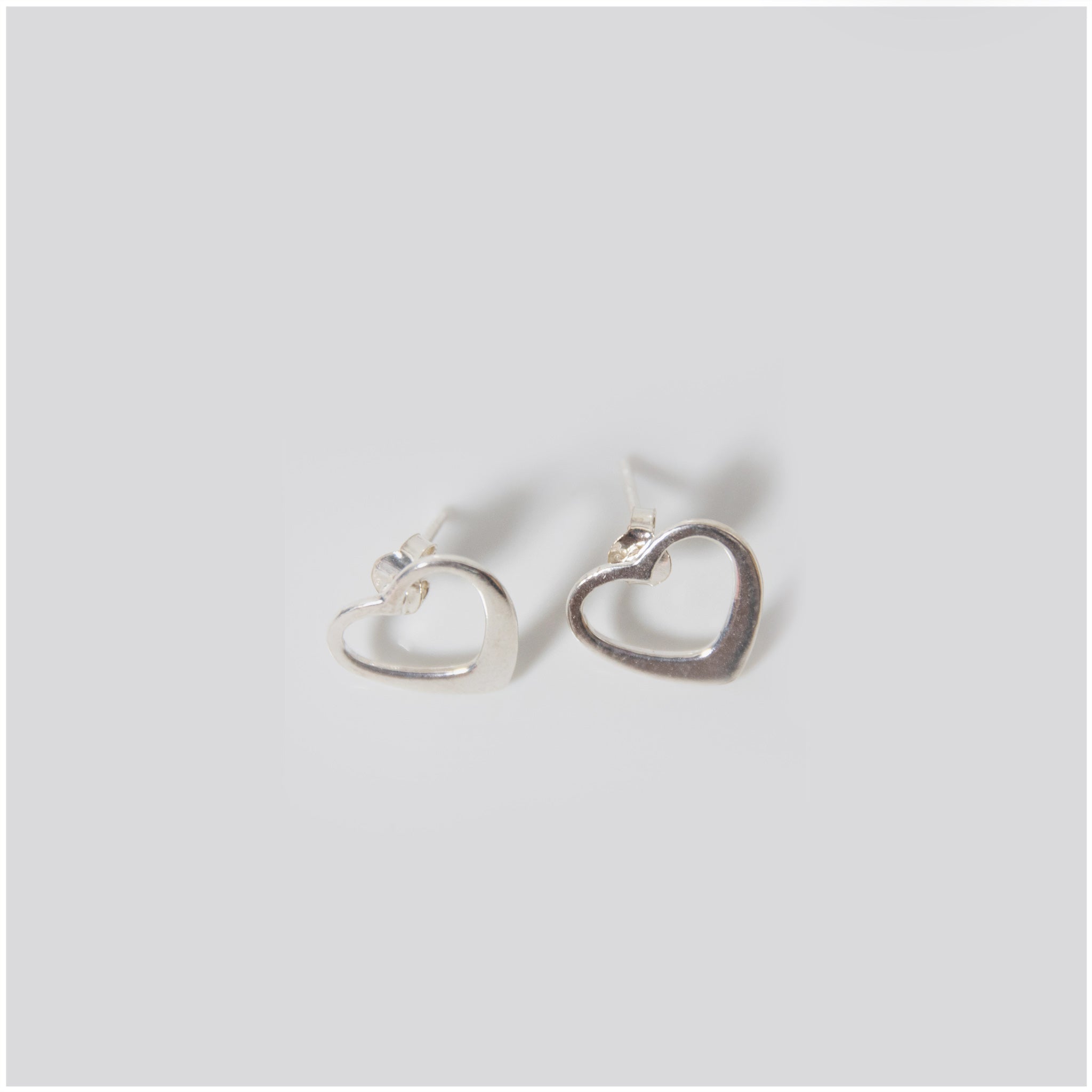 ES013 - Sterling Silver Heart Earrings
