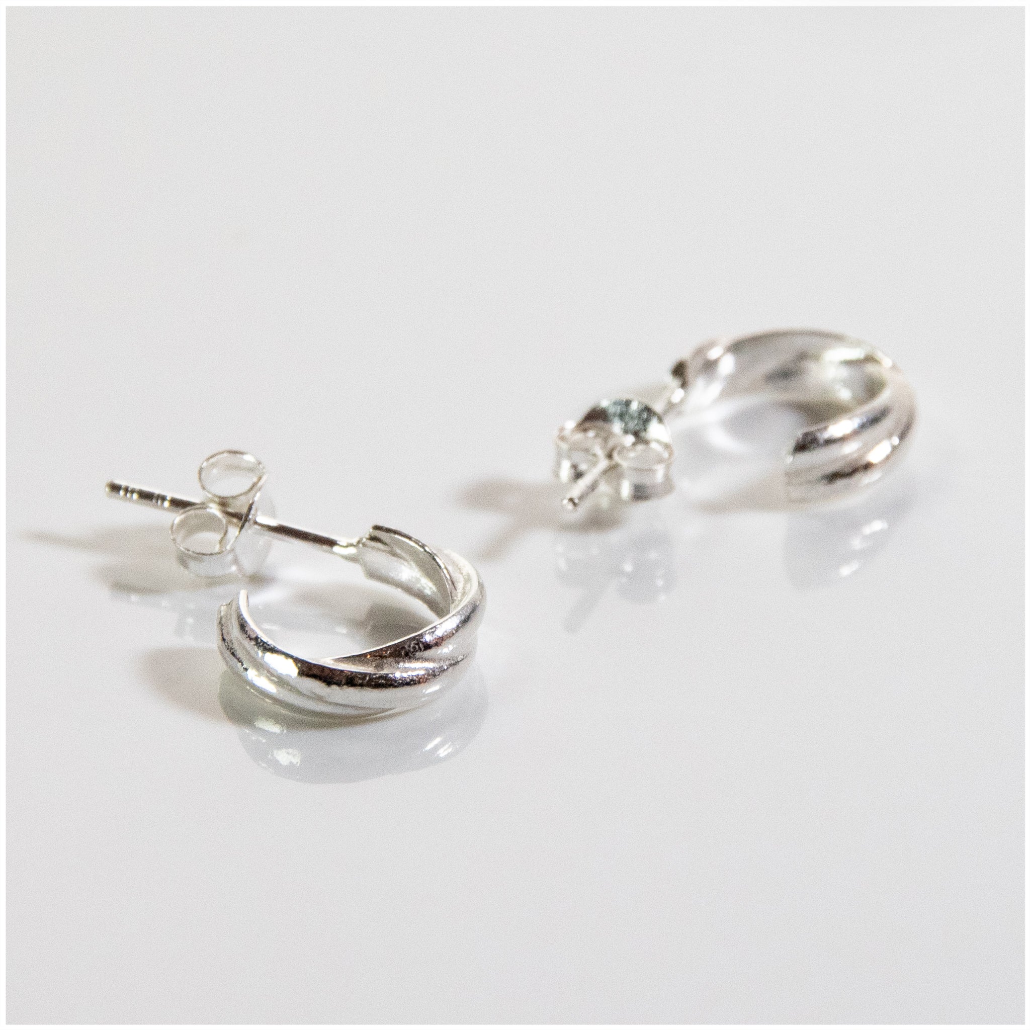 ES046 - Sterling Silver Push Back Earrings