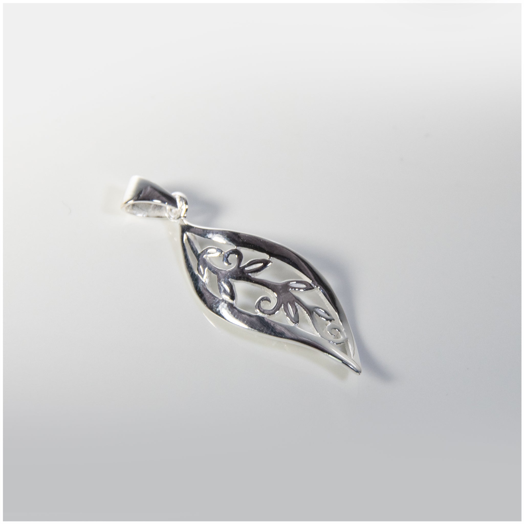 P002 - Sterling Silver Leaf Pendant